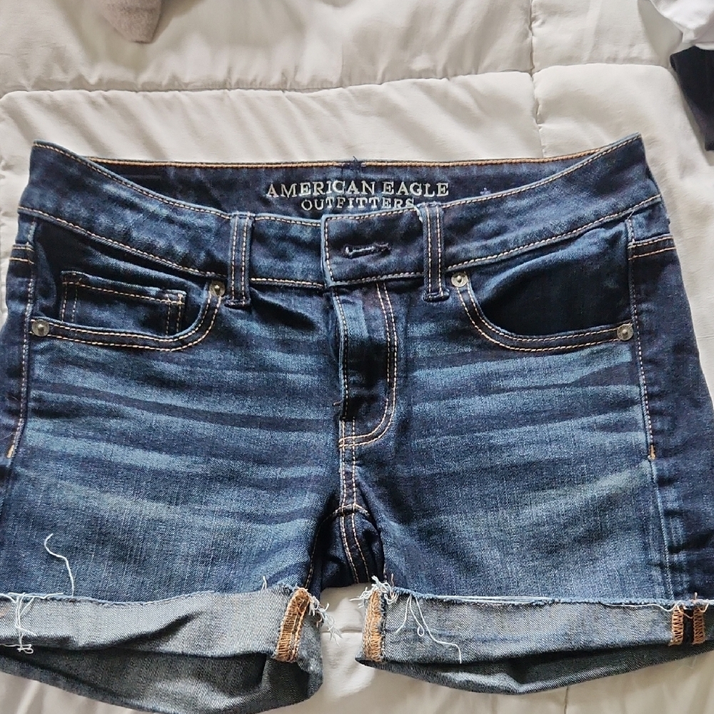 American Eagle Outfitters Women's Blue Denim Shorts